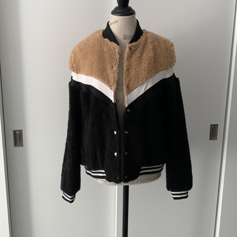 Faux fur bomber jacket